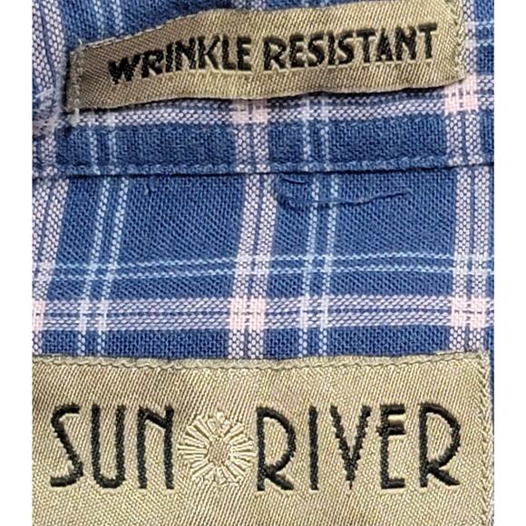 Sun River Blue Pink Plaid Button Up Collard Shirt Large Wrinkle Resistant Soft - Picture 3 of 6